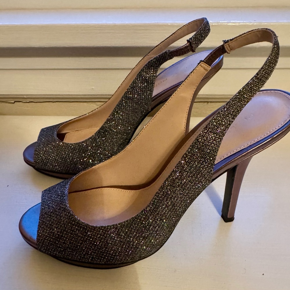 Pelle Moda Silver and Black Sparkle Slingback Peep-Toe Heels